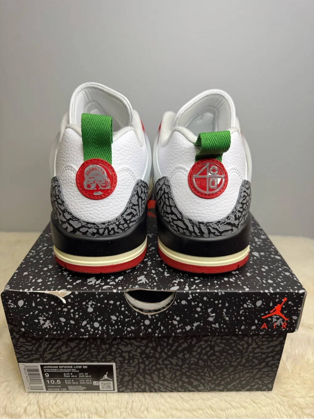 Jordan Spizike Low SE 🐸